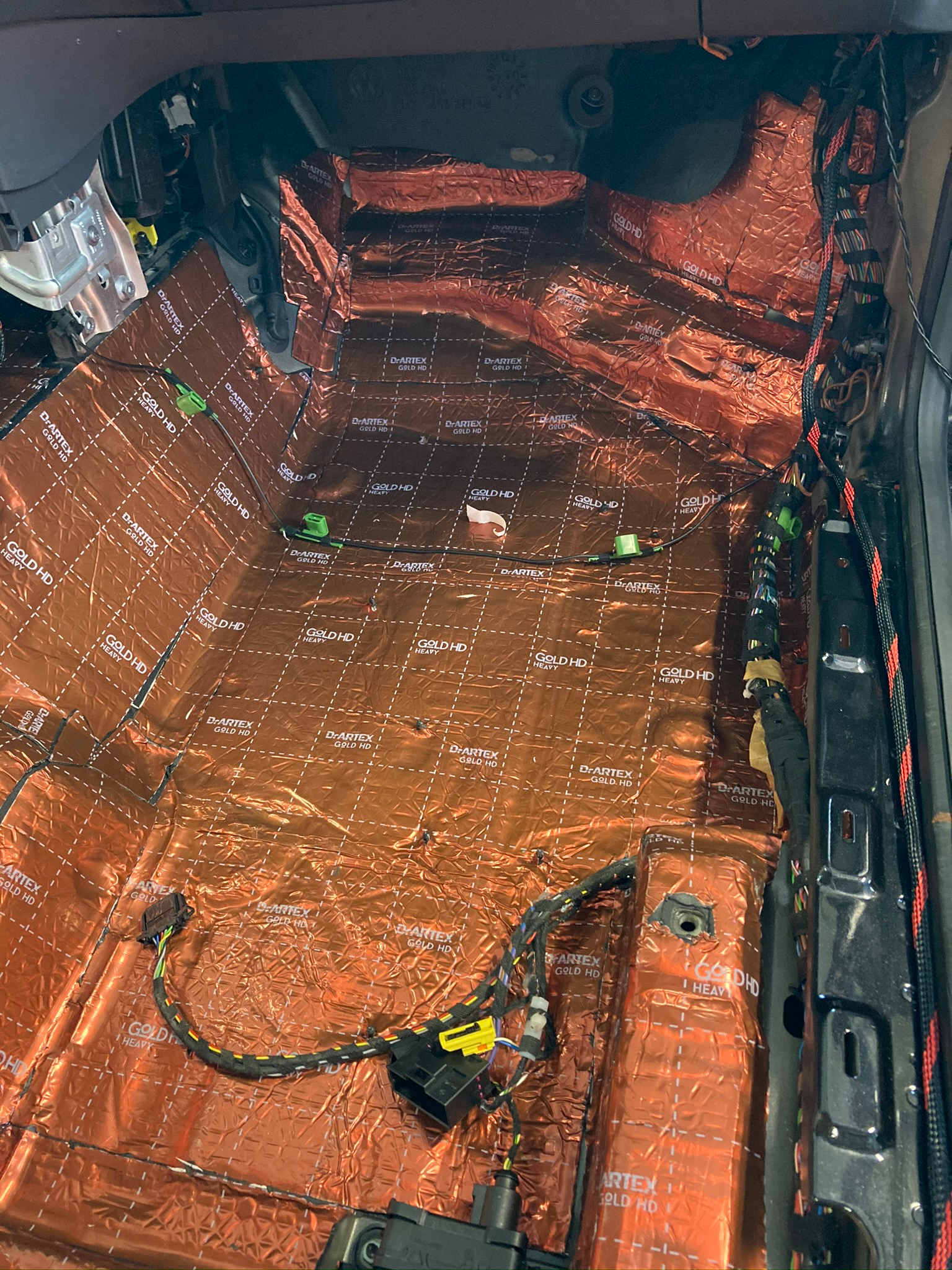 Passenger wheelwell covered.